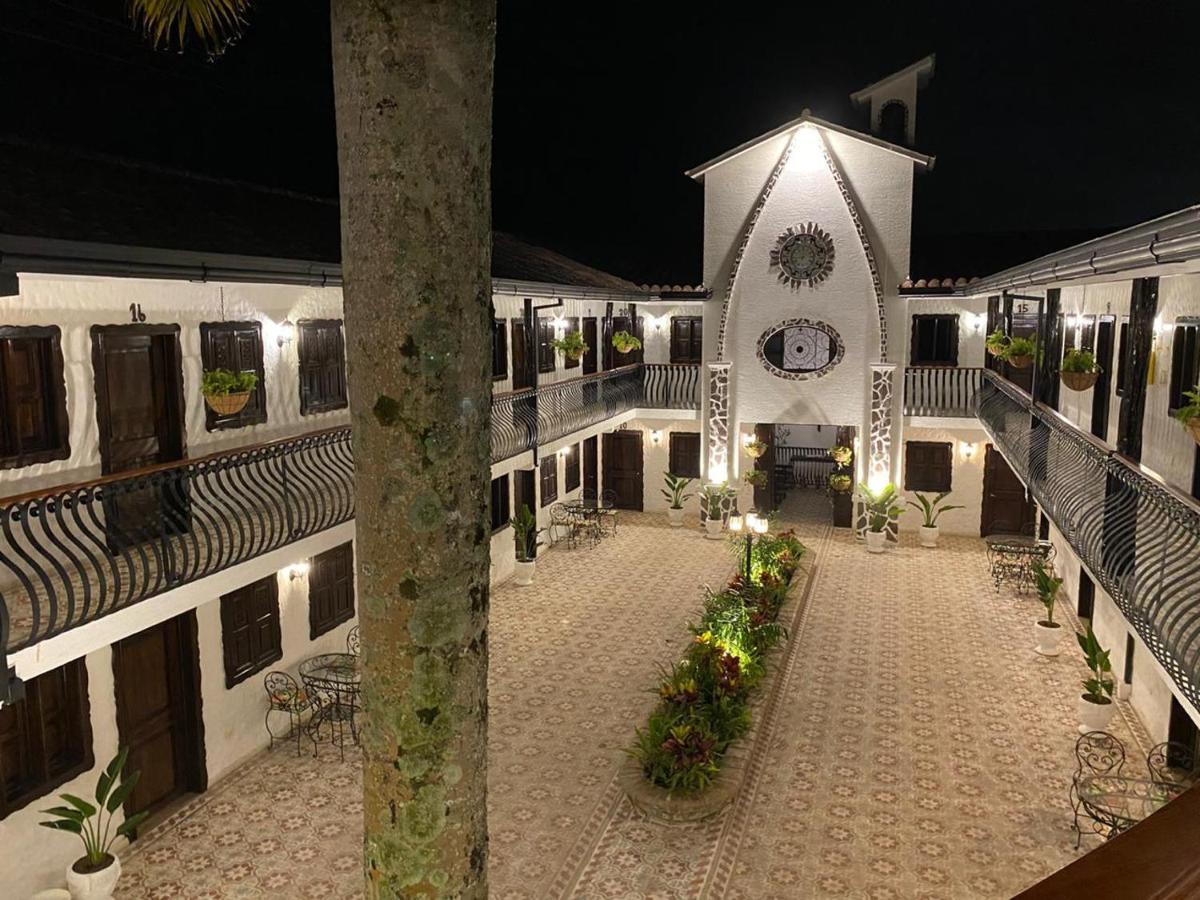 Casa Hotel Las Orquideas Circasia Exterior photo